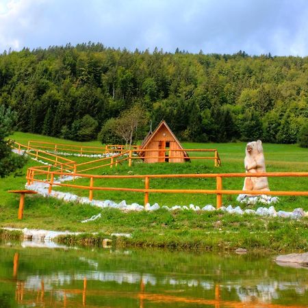 Glamping Vrhovc Hotel Zelezniki Ngoại thất bức ảnh